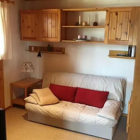 Jonathan Eg Sued By Interhome Riederalp